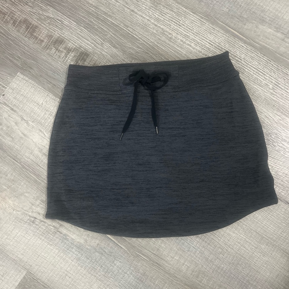 Zohba Skort